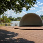 concha acústica no Lago Municipal