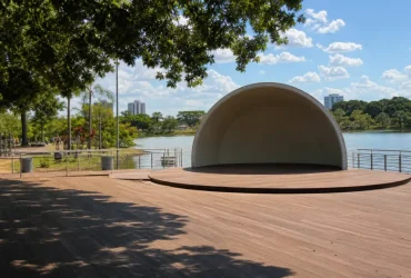 concha acústica no Lago Municipal