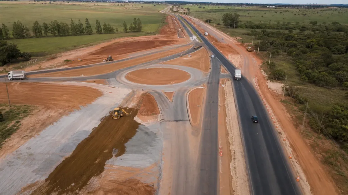 obras nos acessos da BR-070