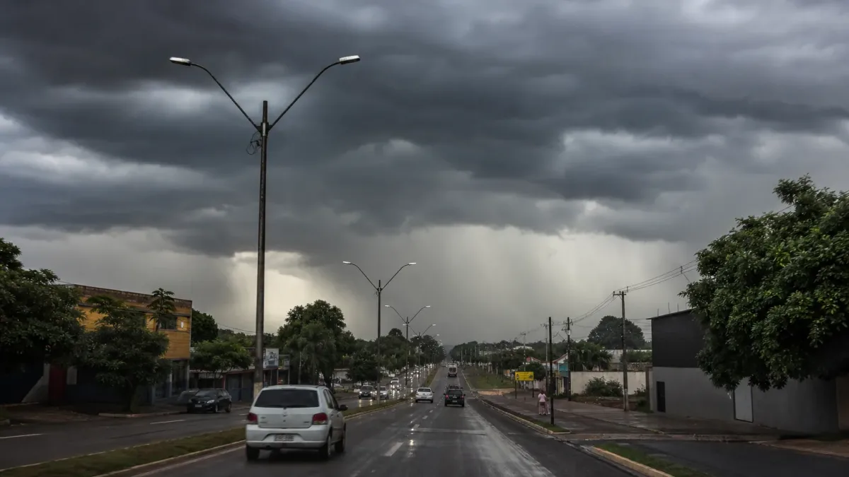 Primavera do Leste quinta-feira tempestade